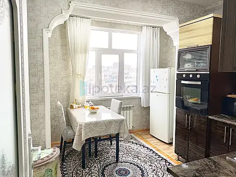 Satılır 3 otaqlı yeni tikili 80 m²