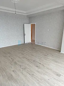 Satılır 2 otaqlı yeni tikili 76 m²