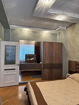 Satılır 3 otaqlı yeni tikili 90 m²