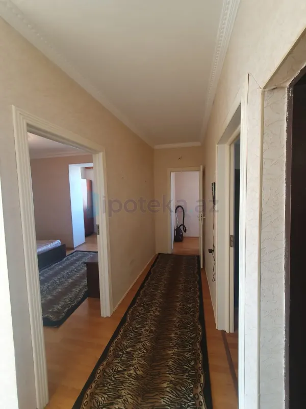 Satılır 2 otaqlı köhnə tikili 56 m²