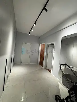 Satılır 2 otaqlı yeni tikili 65 m²