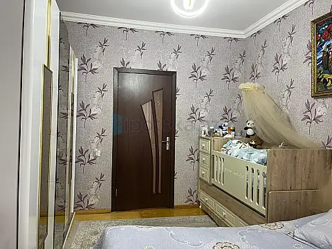 Satılır 2 otaqlı köhnə tikili 51 m²