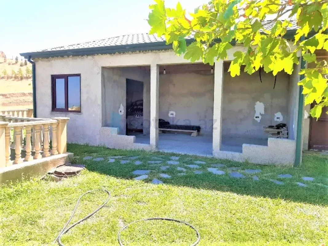 Satılır 7 otaqlı mənzil 510 m²