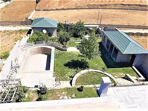 Satılır 7 otaqlı mənzil 510 m²