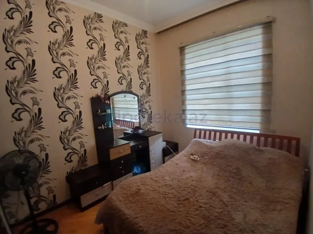Satılır 4 otaqlı həyət evi 75 m²