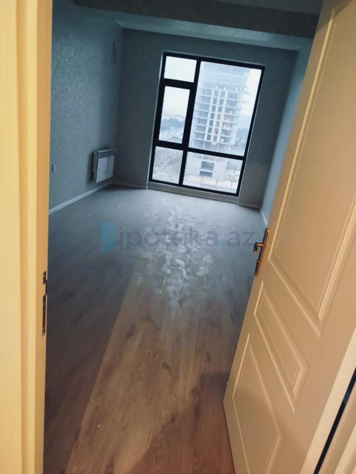 Satılır 3 otaqlı yeni tikili 102 m²