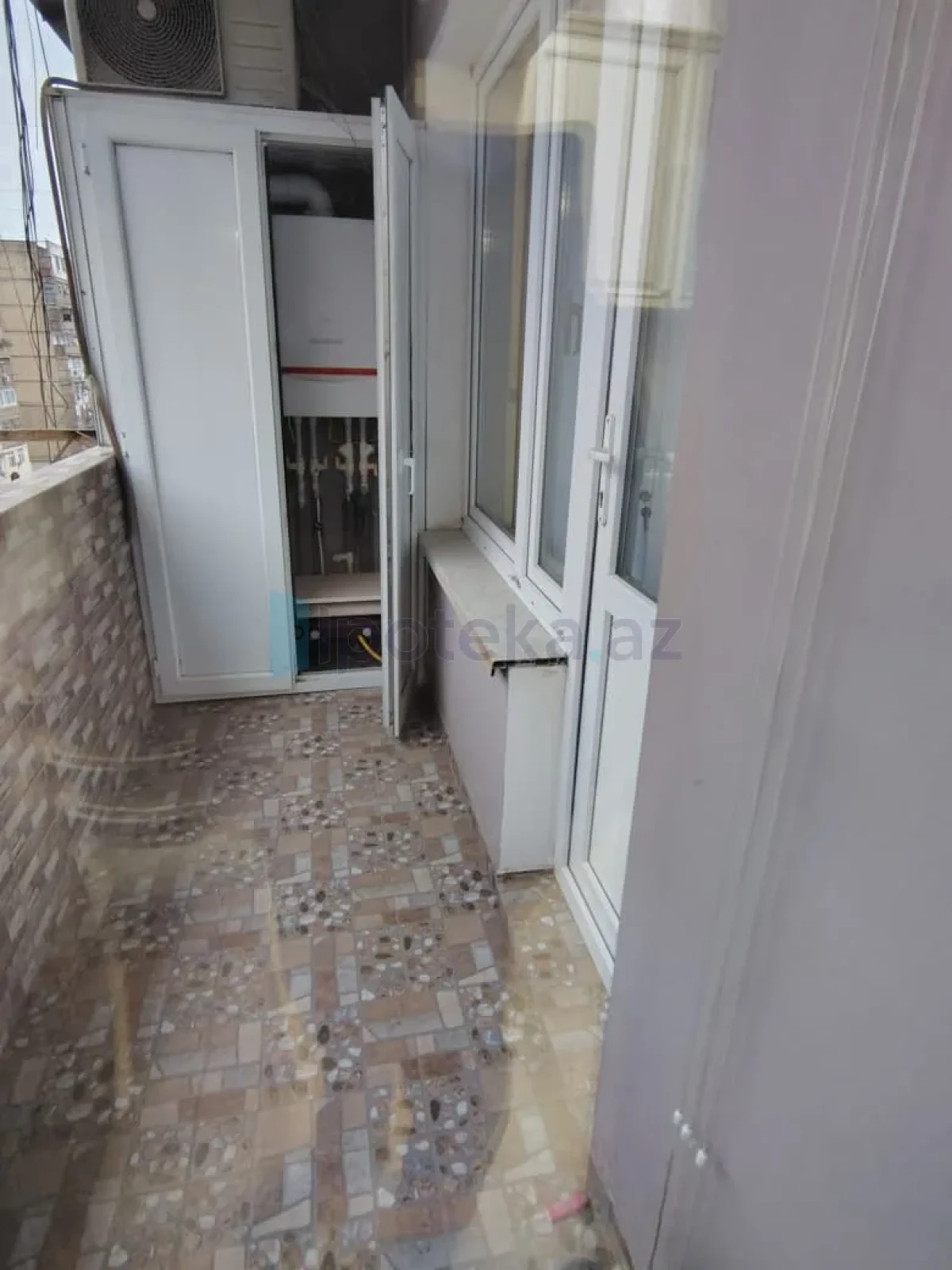 Satılır 3 otaqlı köhnə tikili 75 m²