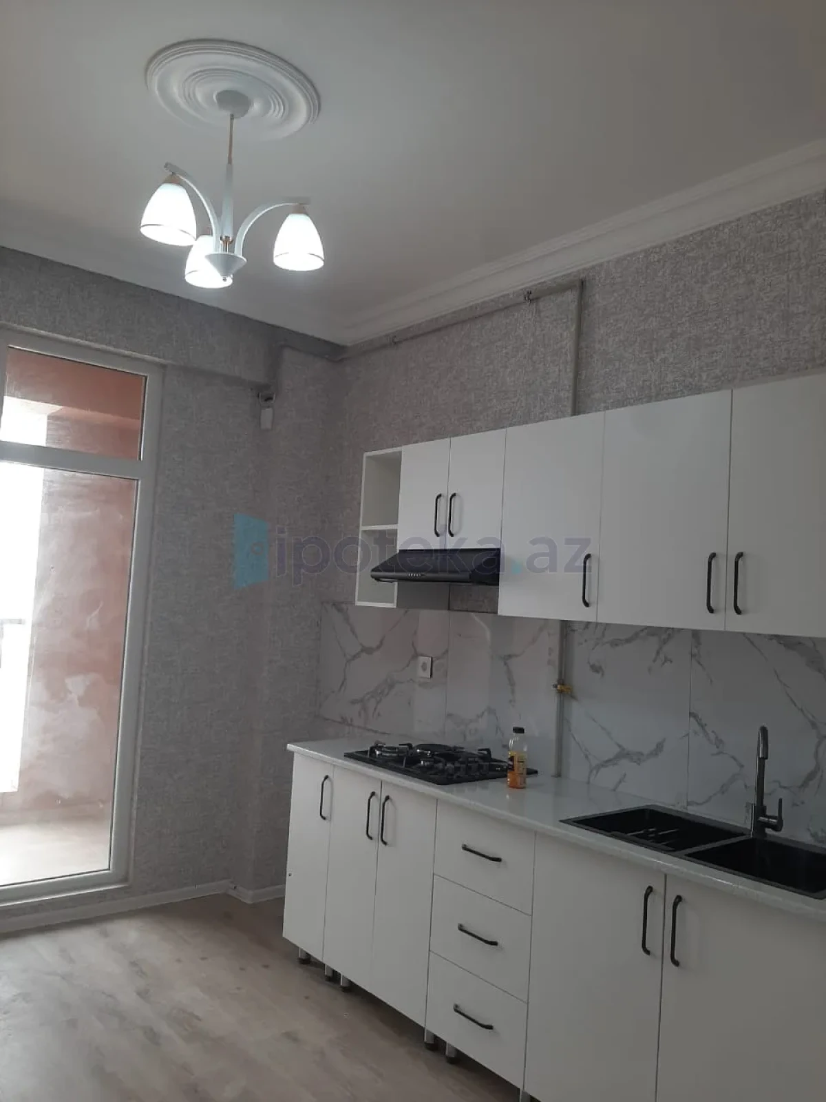 Satılır 2 otaqlı yeni tikili 93 m²