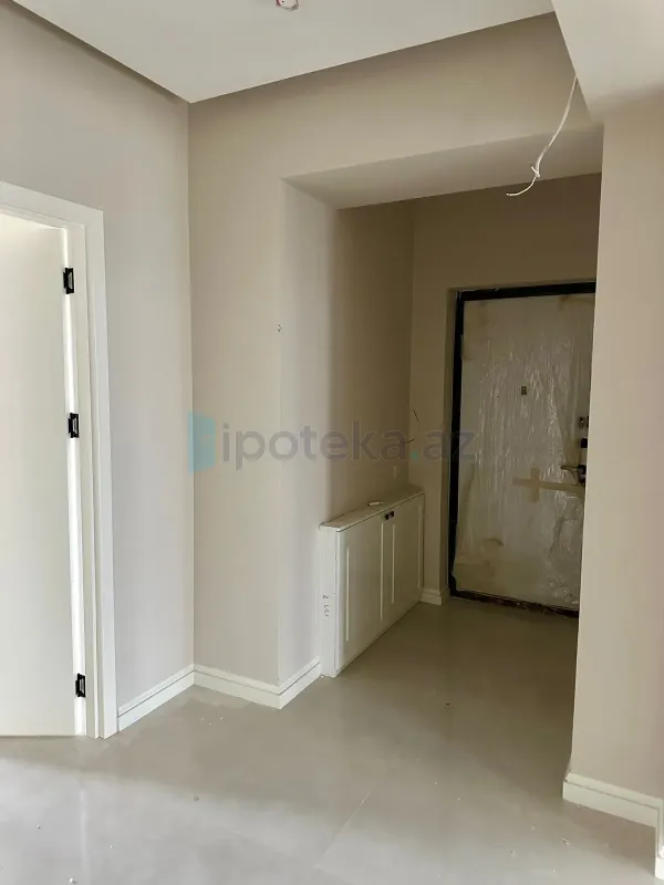 Satılır 4 otaqlı yeni tikili 130 m²