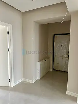 Satılır 4 otaqlı yeni tikili 130 m²