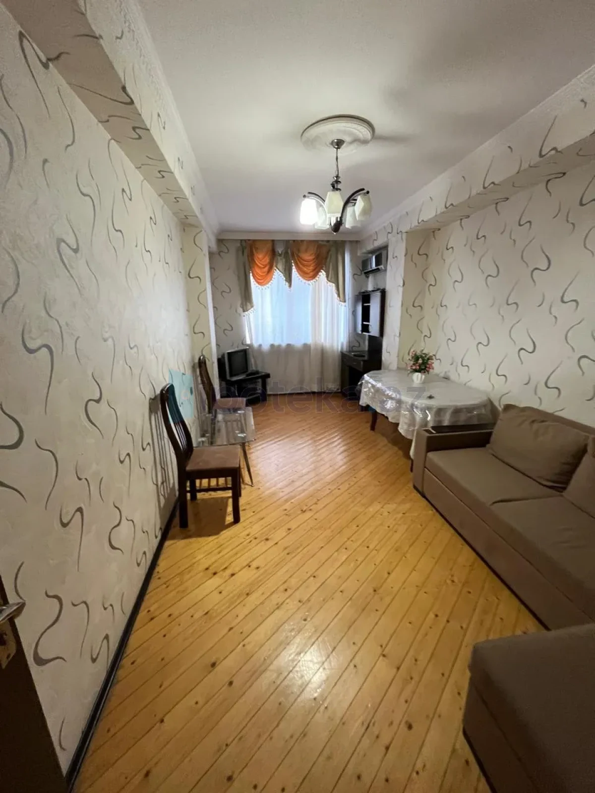 Satılır 2 otaqlı yeni tikili 70 m²