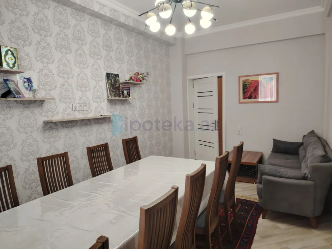 Satılır 3 otaqlı yeni tikili 74 m²