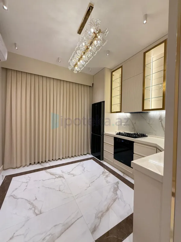 Satılır 3 otaqlı yeni tikili 85 m²