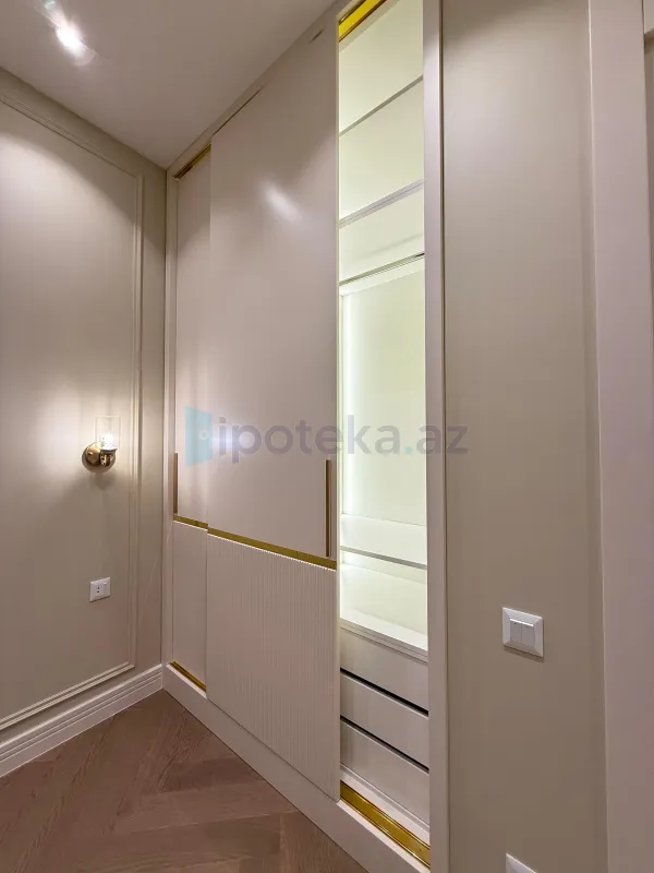 Satılır 3 otaqlı yeni tikili 85 m²