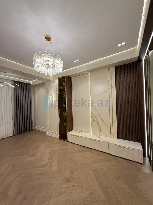 Satılır 3 otaqlı yeni tikili 85 m²