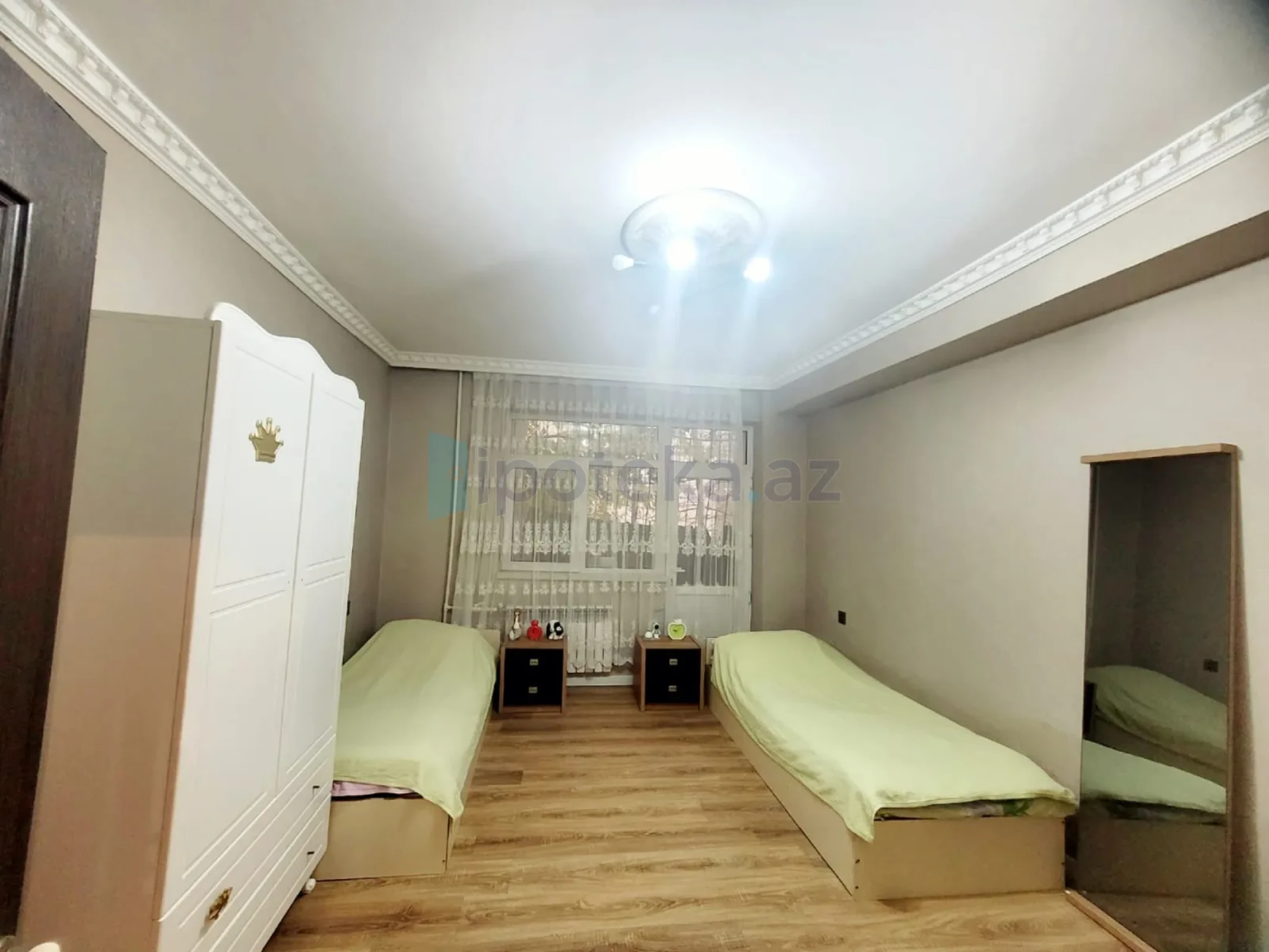 Satılır 3 otaqlı köhnə tikili 82 m²