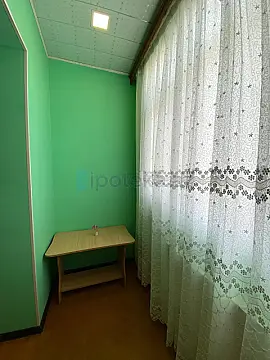 Satılır 2 otaqlı köhnə tikili 60 m²