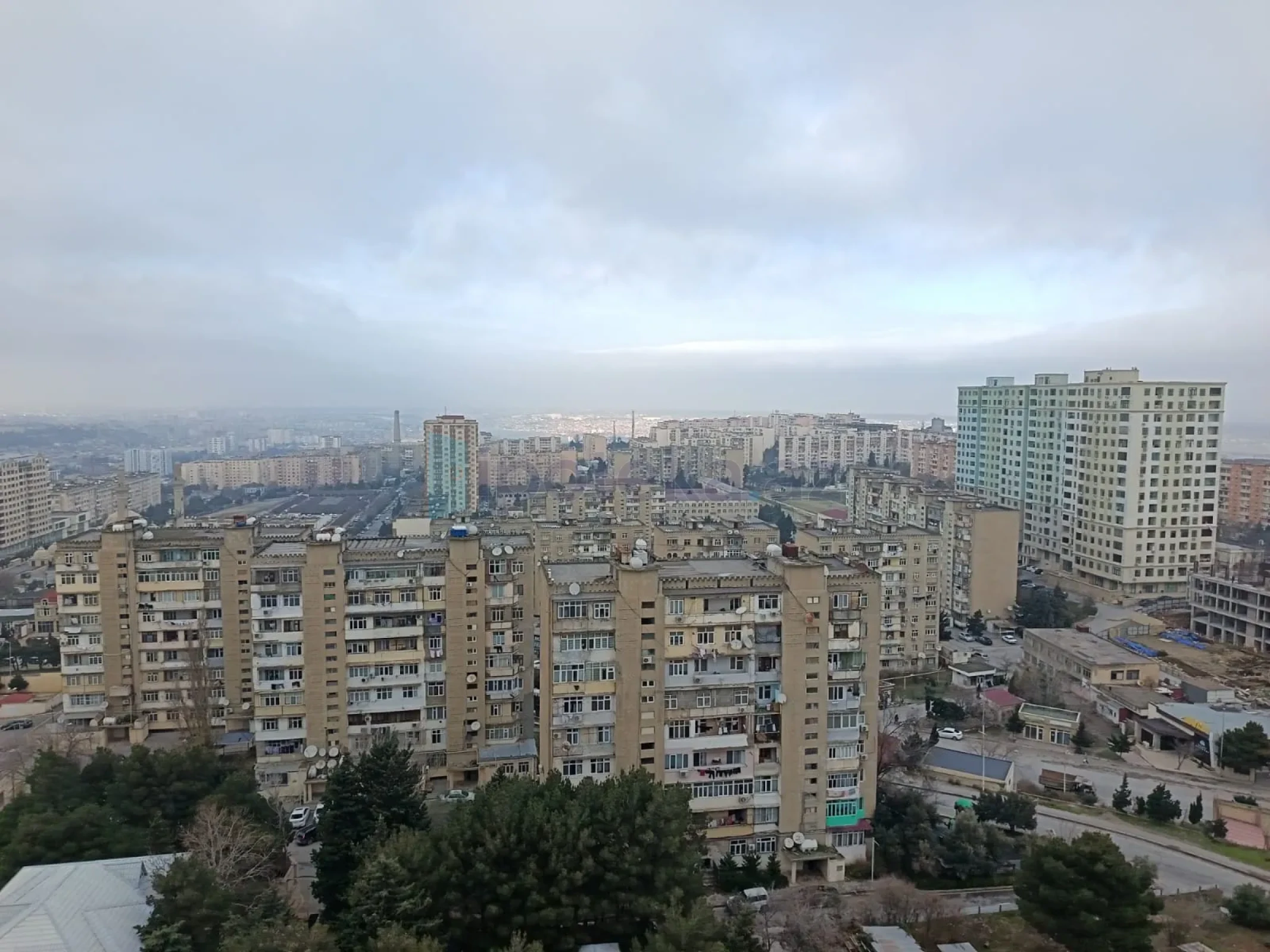 Satılır 3 otaqlı yeni tikili 85 m²