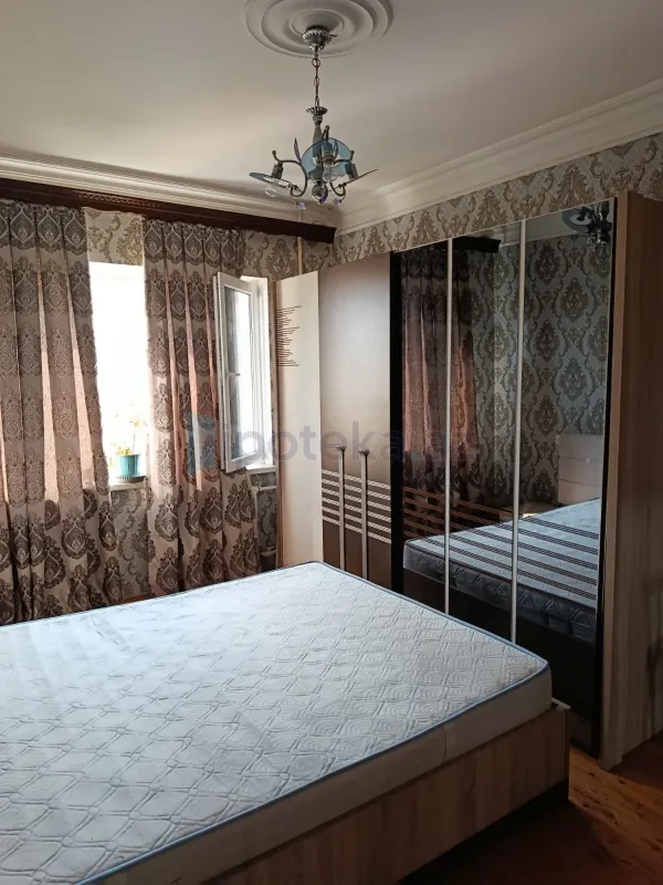Satılır 3 otaqlı köhnə tikili 80 m²
