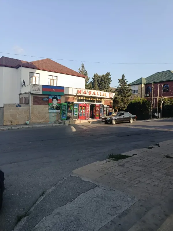 Satılır 3 otaqlı köhnə tikili 80 m²