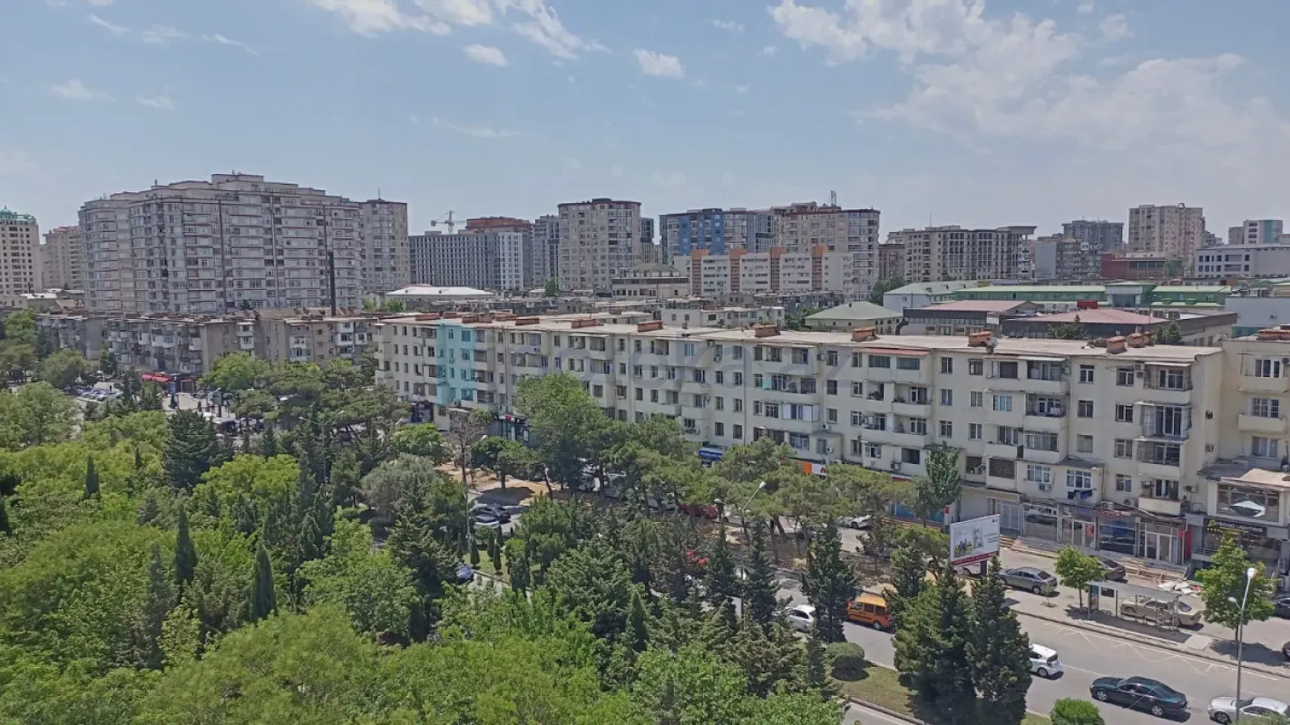 Satılır 3 otaqlı köhnə tikili 81 m²