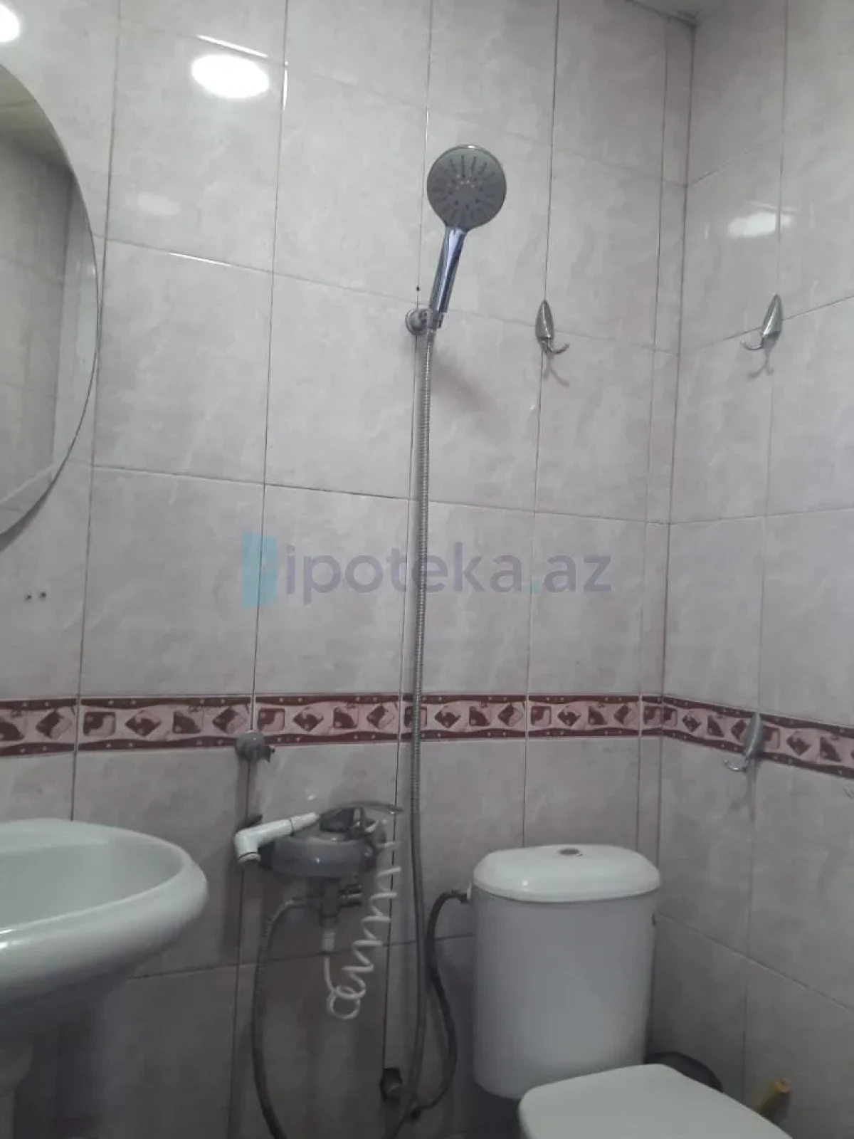 Satılır 3 otaqlı köhnə tikili 81 m²