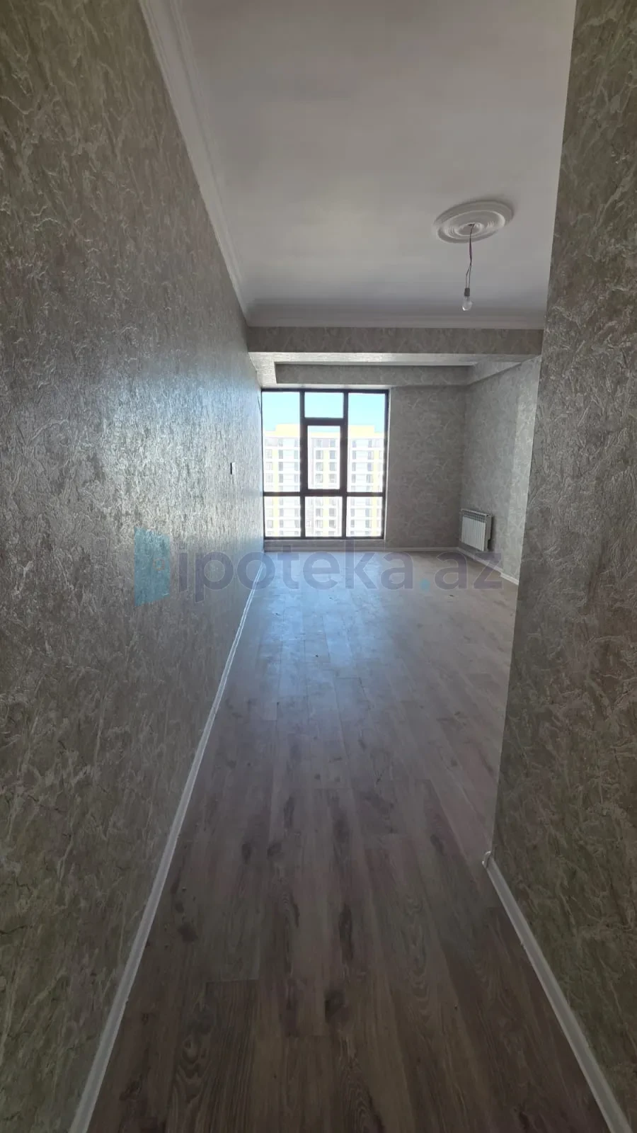 Satılır 3 otaqlı yeni tikili 125 m²