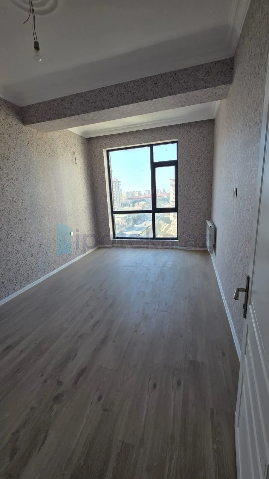 Satılır 3 otaqlı yeni tikili 125 m²