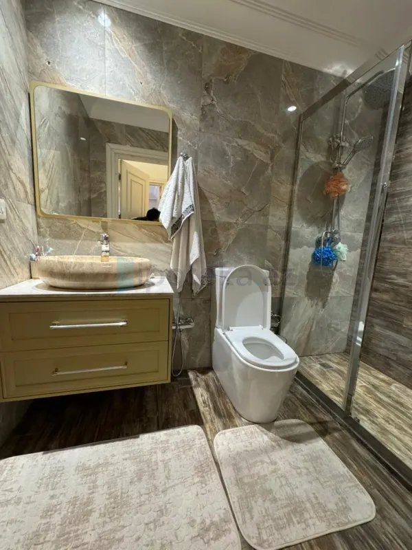 Satılır 3 otaqlı yeni tikili 138 m²