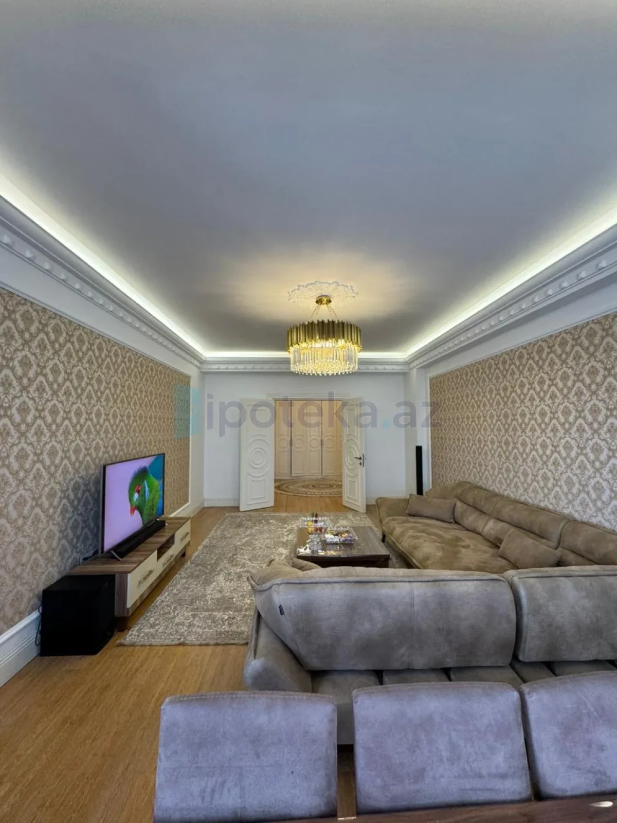 Satılır 3 otaqlı yeni tikili 138 m²