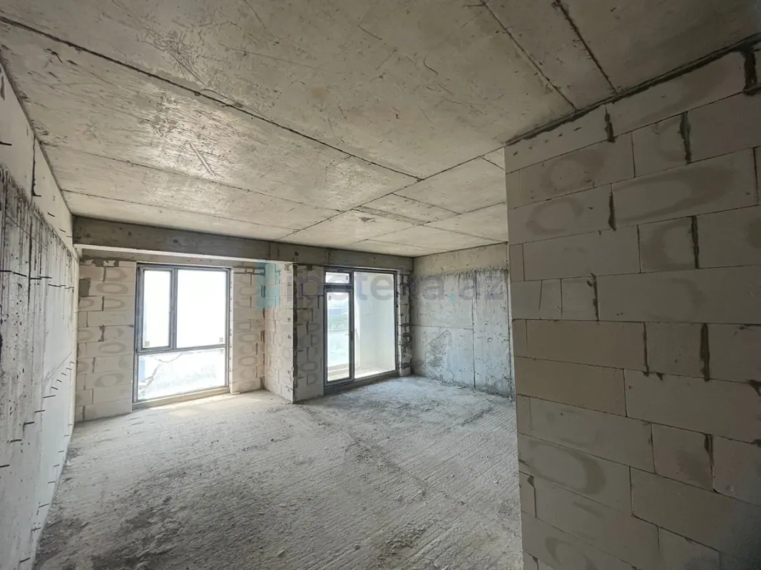 Satılır 4 otaqlı yeni tikili 205 m²