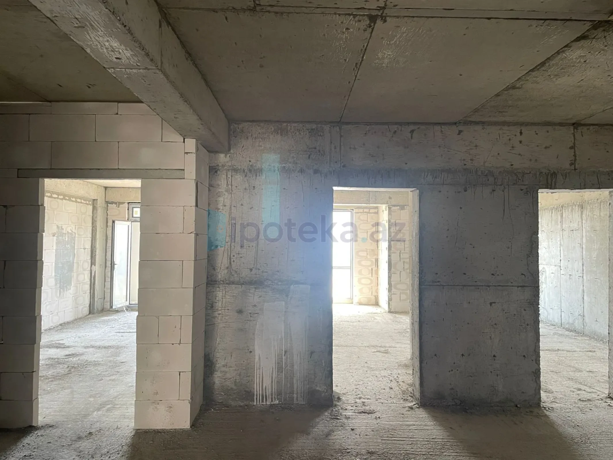 Satılır 4 otaqlı yeni tikili 205 m²