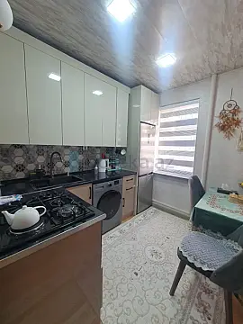Satılır 2 otaqlı köhnə tikili 55 m²