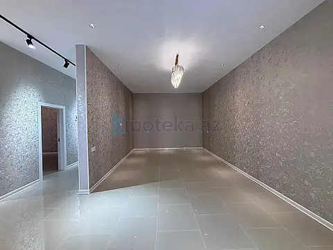Satılır 4 otaqlı mənzil 150 m²