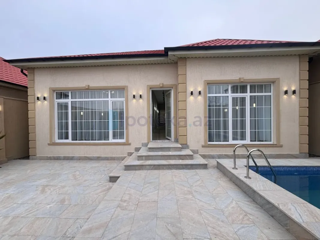 Satılır 4 otaqlı mənzil 150 m²