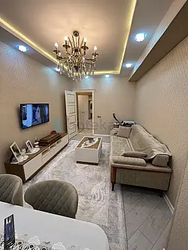 Satılır 3 otaqlı yeni tikili 85 m²