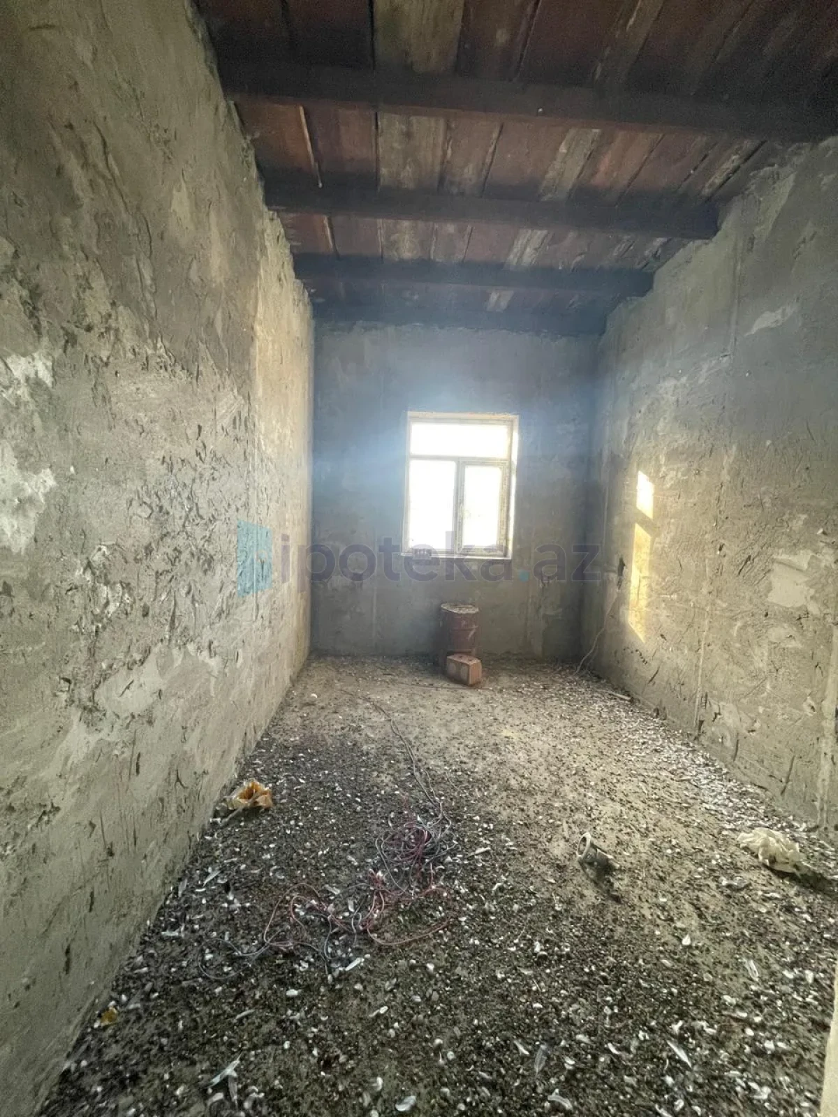 Satılır 6 otaqlı həyət evi 235 m²