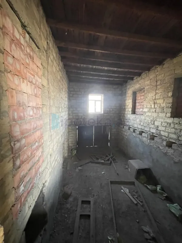 Satılır 6 otaqlı həyət evi 235 m²