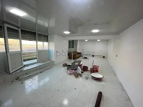 Satılır 6 otaqlı həyət evi 235 m²