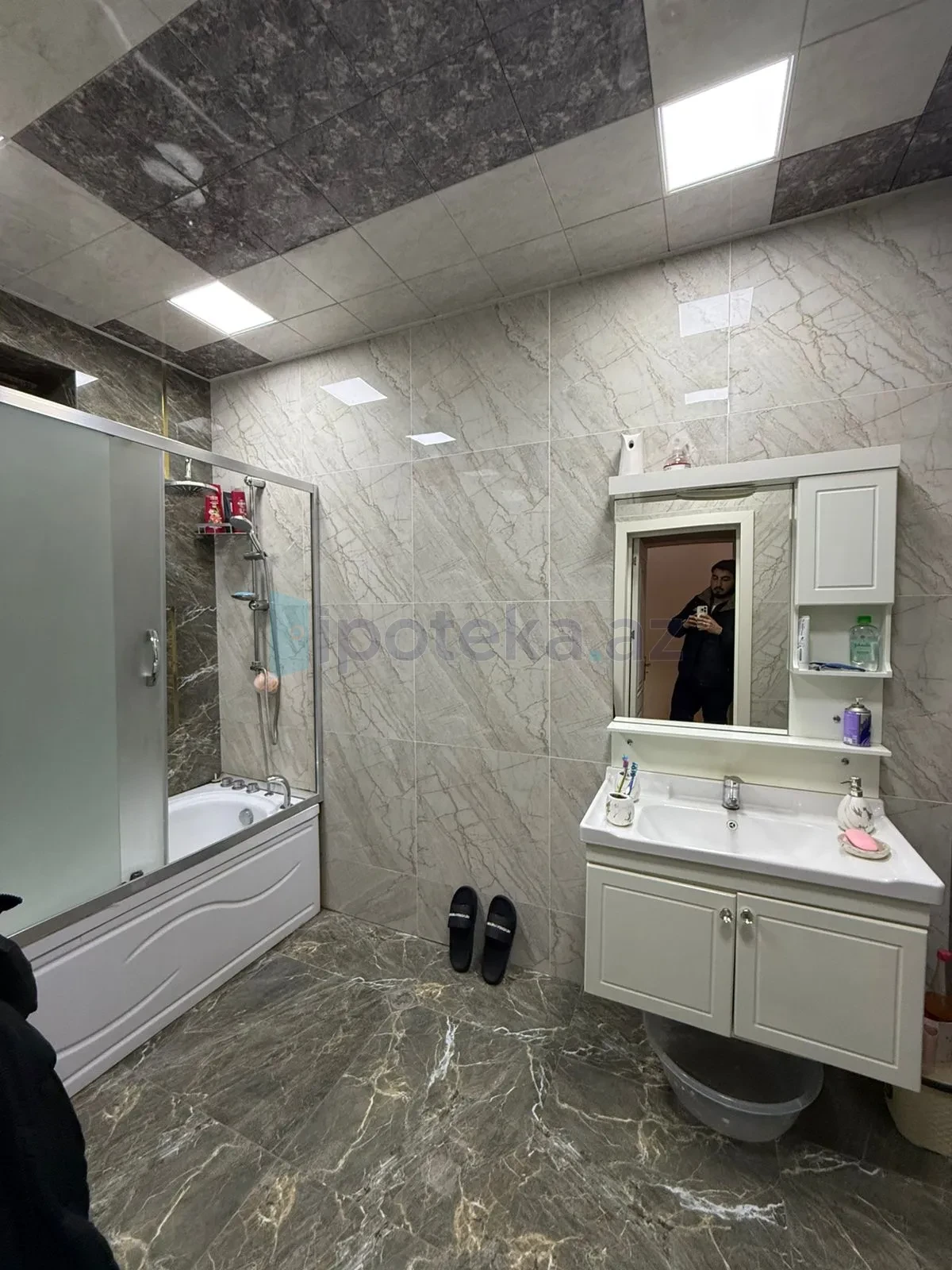 Satılır 6 otaqlı həyət evi 202 m²