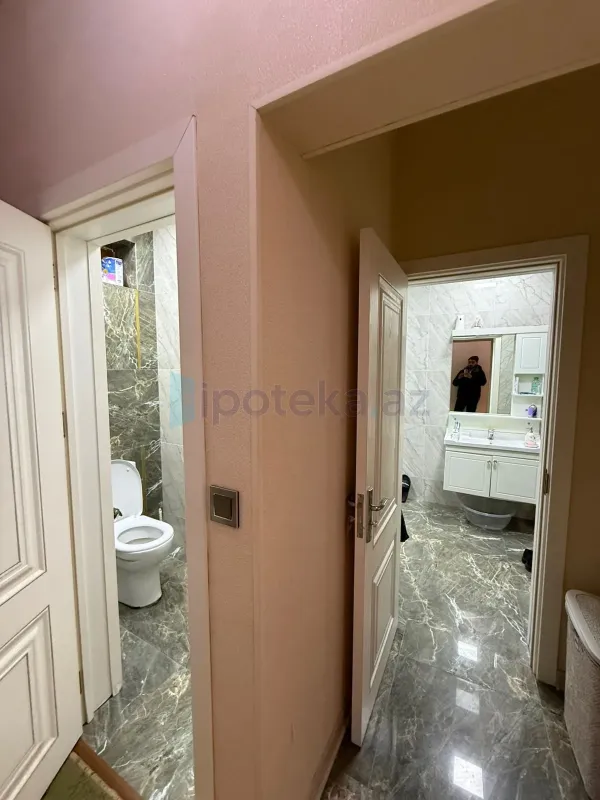 Satılır 6 otaqlı həyət evi 202 m²
