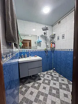 Satılır 3 otaqlı köhnə tikili 65 m²