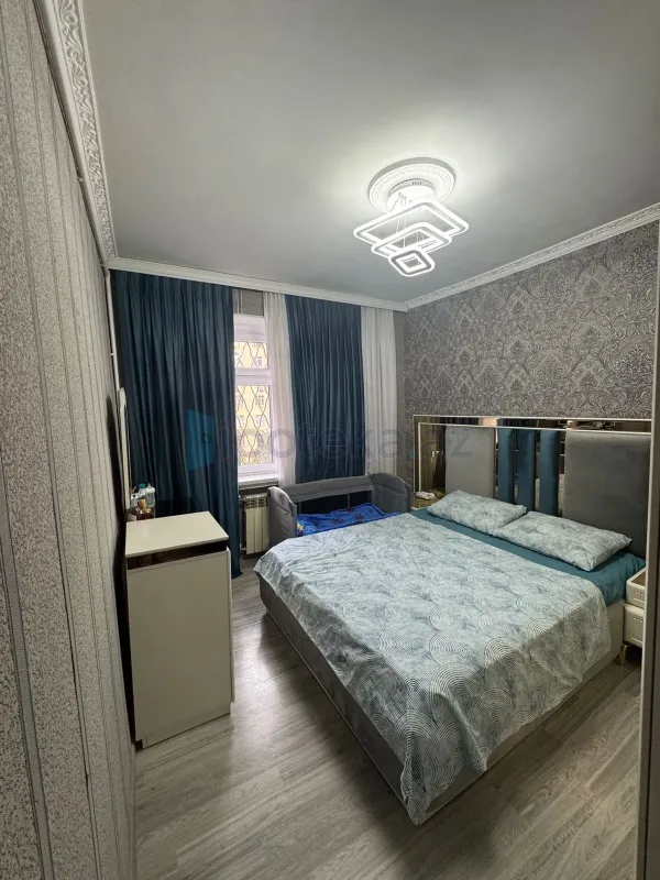 Satılır 3 otaqlı köhnə tikili 65 m²