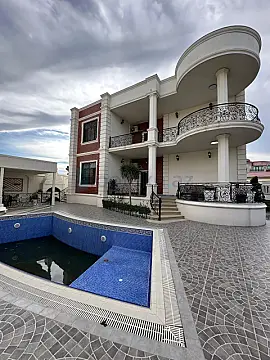 Satılır 12 otaqlı həyət evi 420 m² — Bakı, Mərdəkan 12 otaq 420.00 m²