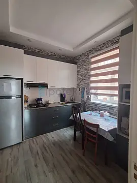 Satılır 4 otaqlı həyət evi 84 m²