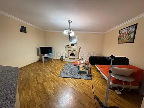 Satılır 2 otaqlı köhnə tikili 92 m² — Bakı, Səbail 2 otaq 92.00 m²