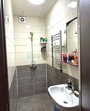Satılır 2 otaqlı yeni tikili 56 m²