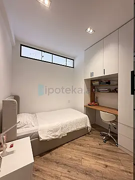 Satılır 3 otaqlı yeni tikili 49 m²