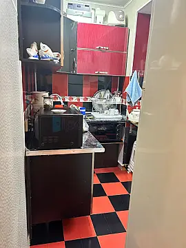 Satılır 3 otaqlı köhnə tikili 53 m²