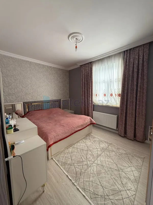 Satılır 2 otaqlı həyət evi 60 m²